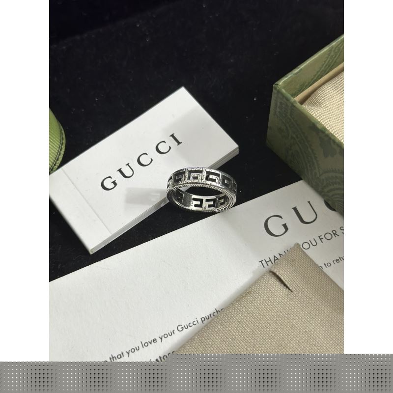 G*u*i rings